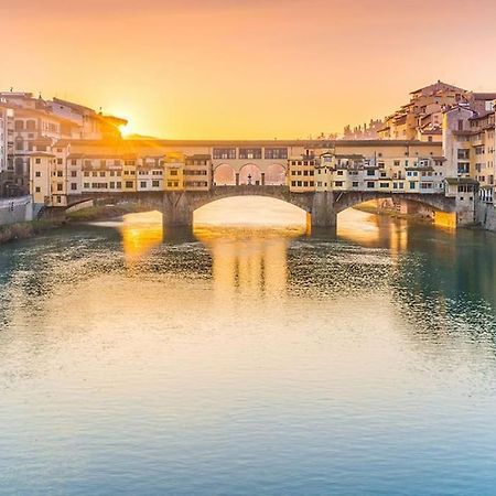 Cozy Apartment With Private Garden - City Center - Florencia Exterior foto