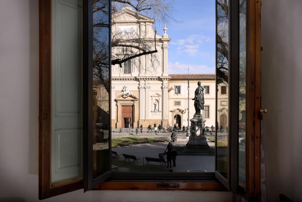 Cozy Apartment With Private Garden - City Center - Florencia Exterior foto